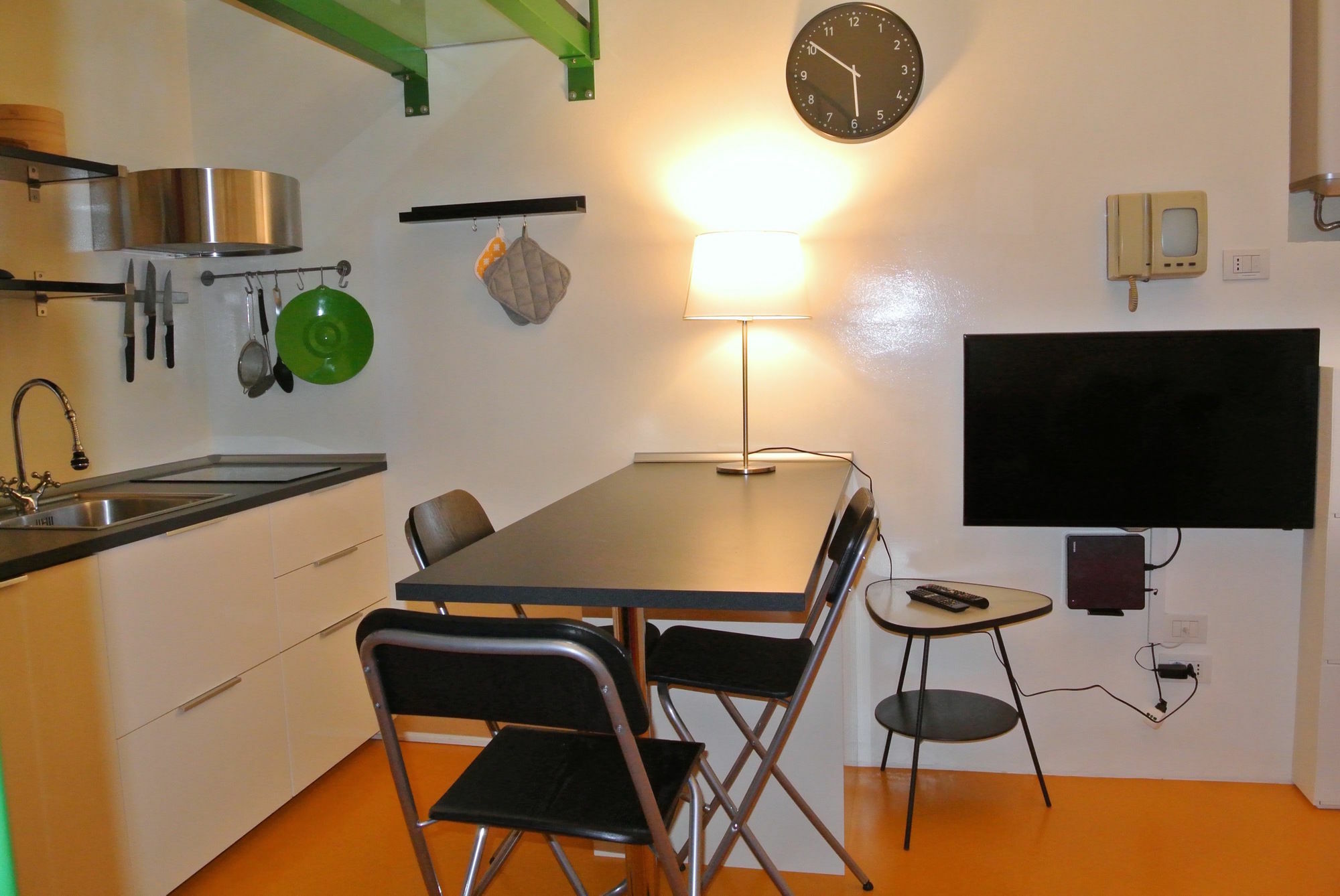 Duomo House Apartment Milan Bagian luar foto